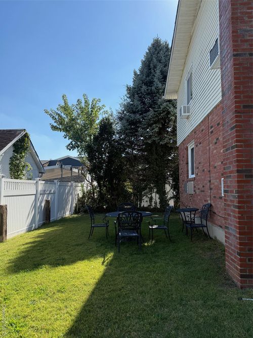 a-16 Firwood Rd, Port Washington, NY, 11050-1510 | Card Image