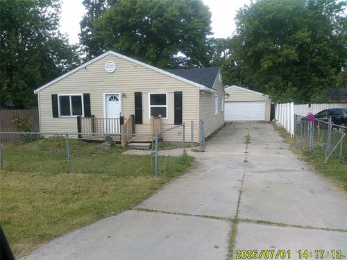 3490 Beveridge Rd, Flint, MI, 48532-4903 | Card Image