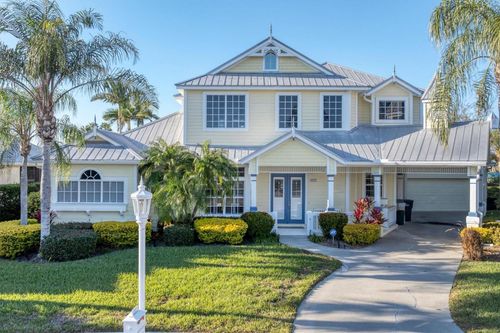 4627 Barracuda Dr, BRADENTON, FL, 34208-8483 | Card Image