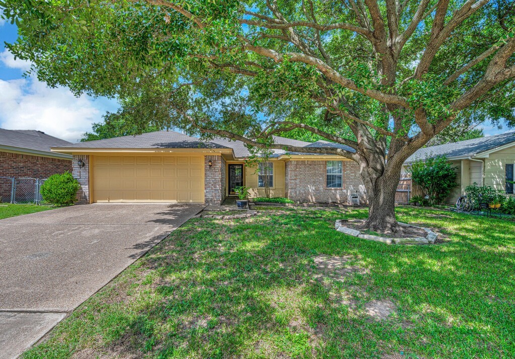 Emerald Dr, Waco, TX 76708