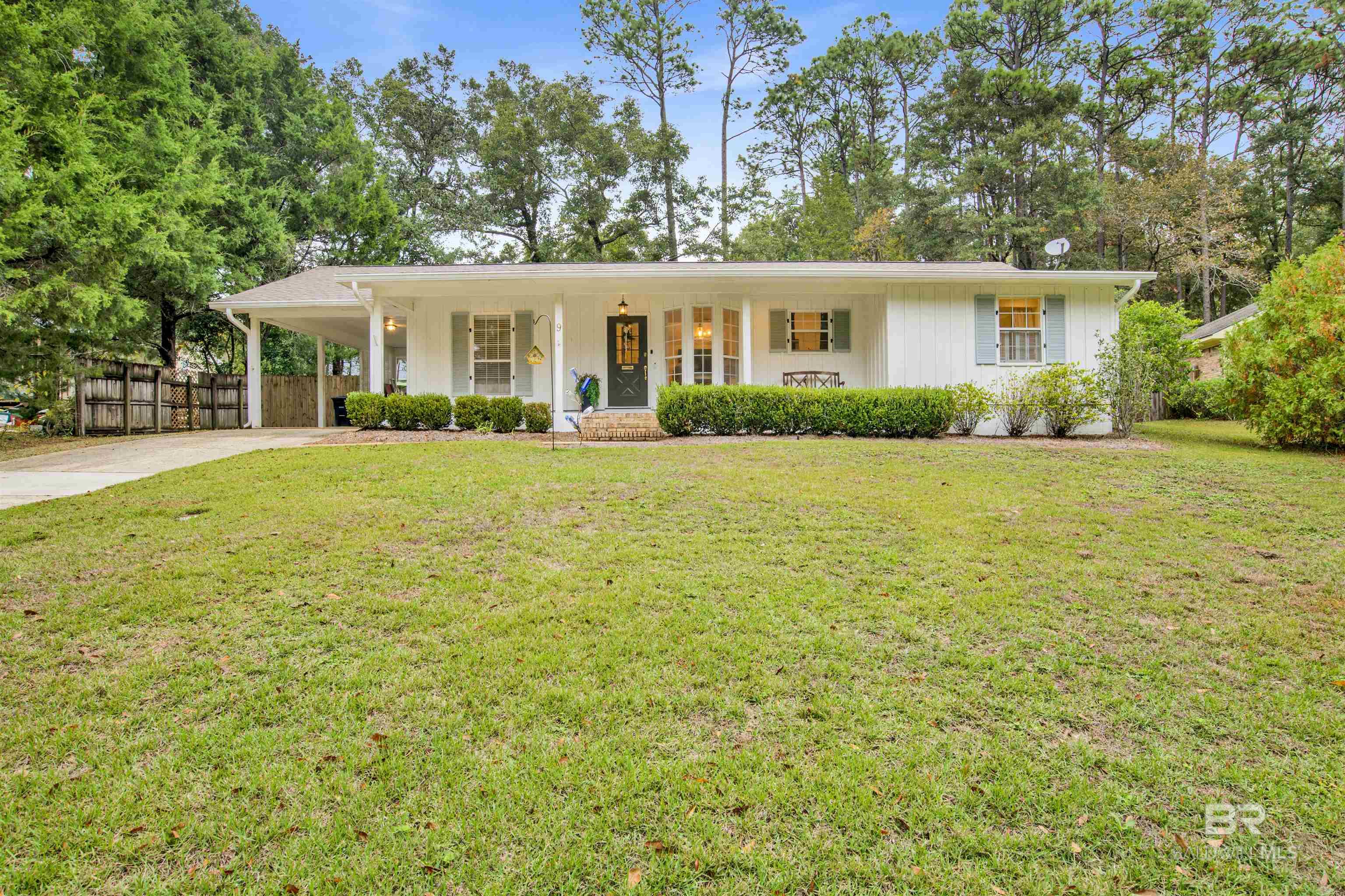 Azalea Ct, Fairhope, AL 36532