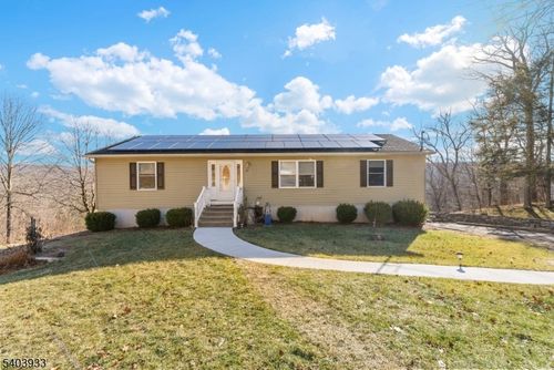 21 Mountaintop Rd, Montague, NJ, 07827-3238 | Card Image