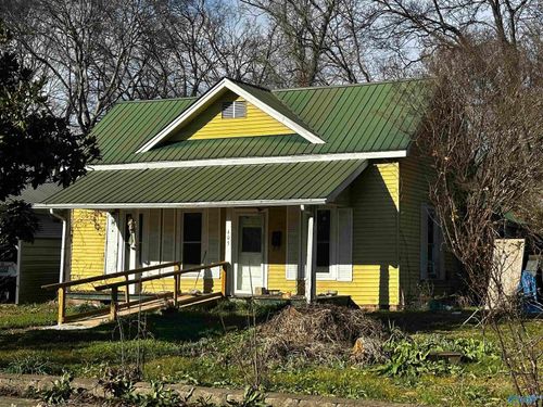 405 Martin St, Scottsboro, AL, 35768-1950 | Card Image