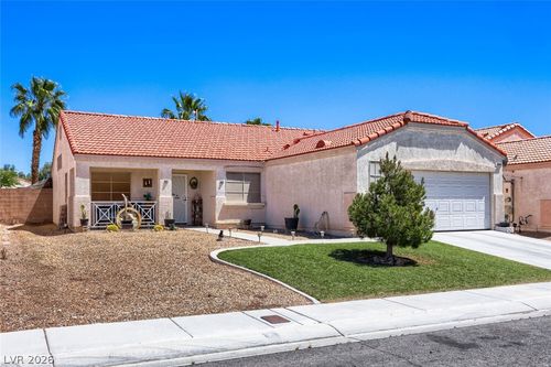 5848 Creekside Sands Ln, North Las Vegas, NV, 89031-3646 | Card Image
