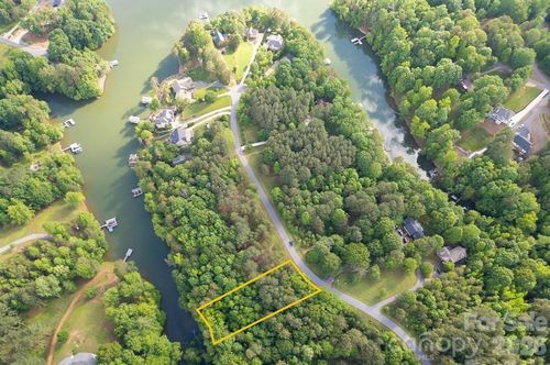 27-179 Riverwalk Rd, Stony Point, NC, 28678-9000 | Card Image