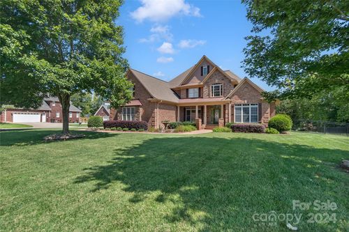 312 Wintergreen Ct, Kings Mountain, NC, 28086-3765 | Card Image