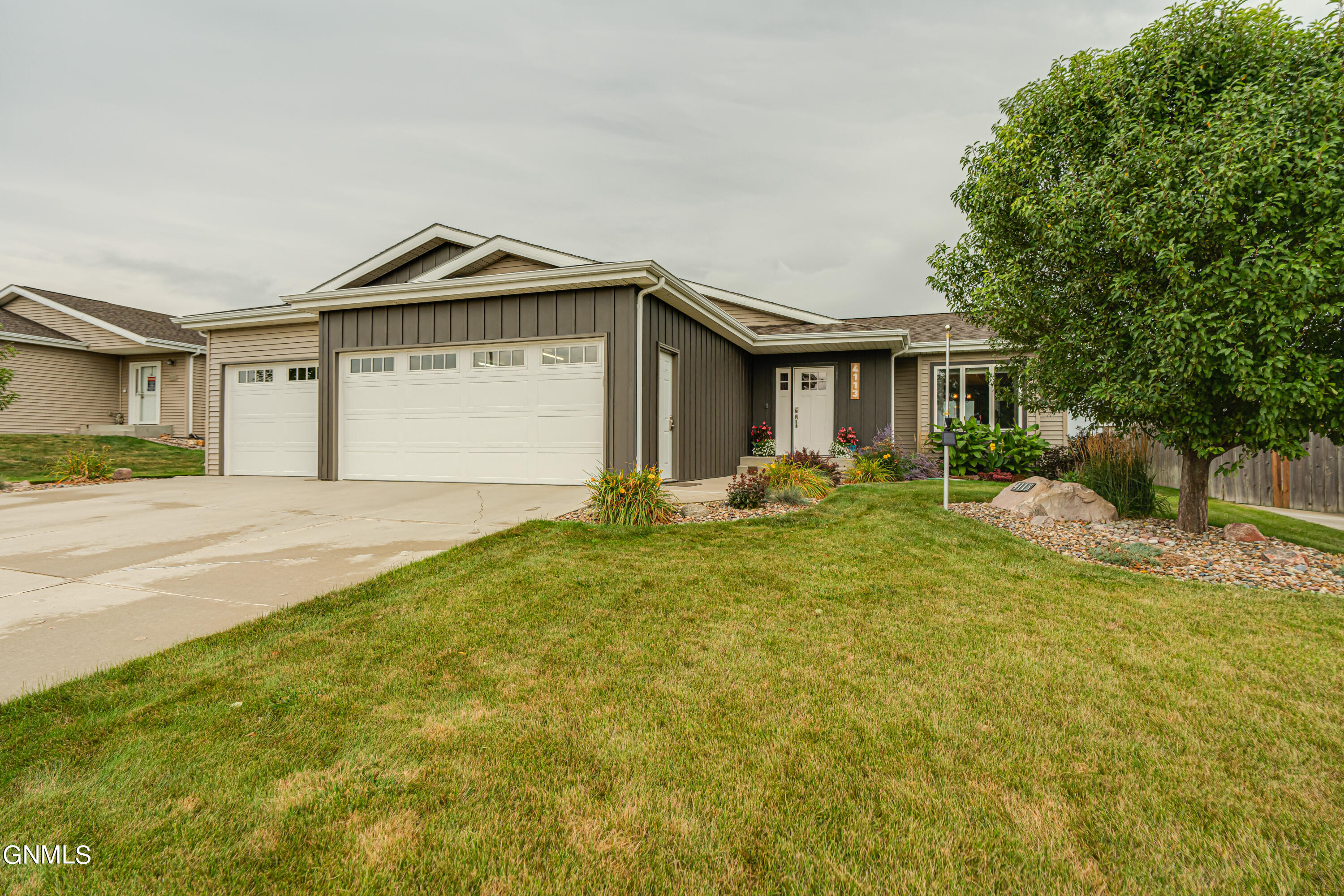 Roosevelt Dr, Bismarck, ND 58503