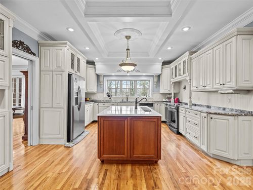 2983 Rockwood Dr, Lenoir, NC, 28645-9112 | Card Image