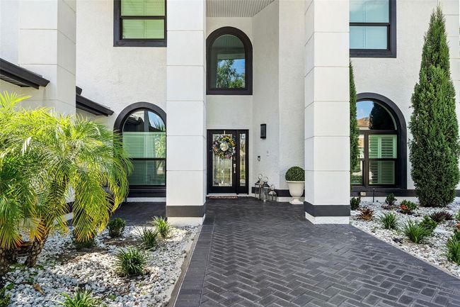 2819 Safe Harbor Dr, House other with 4 bedrooms, 5 bathrooms and null parking in Tampa FL | Image 6