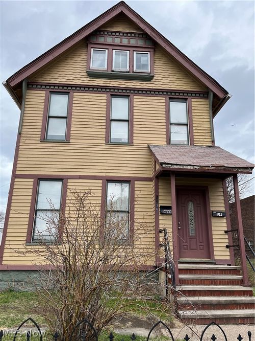 5236 Lorain Ave, Cleveland, OH, 44102-3372 | Card Image