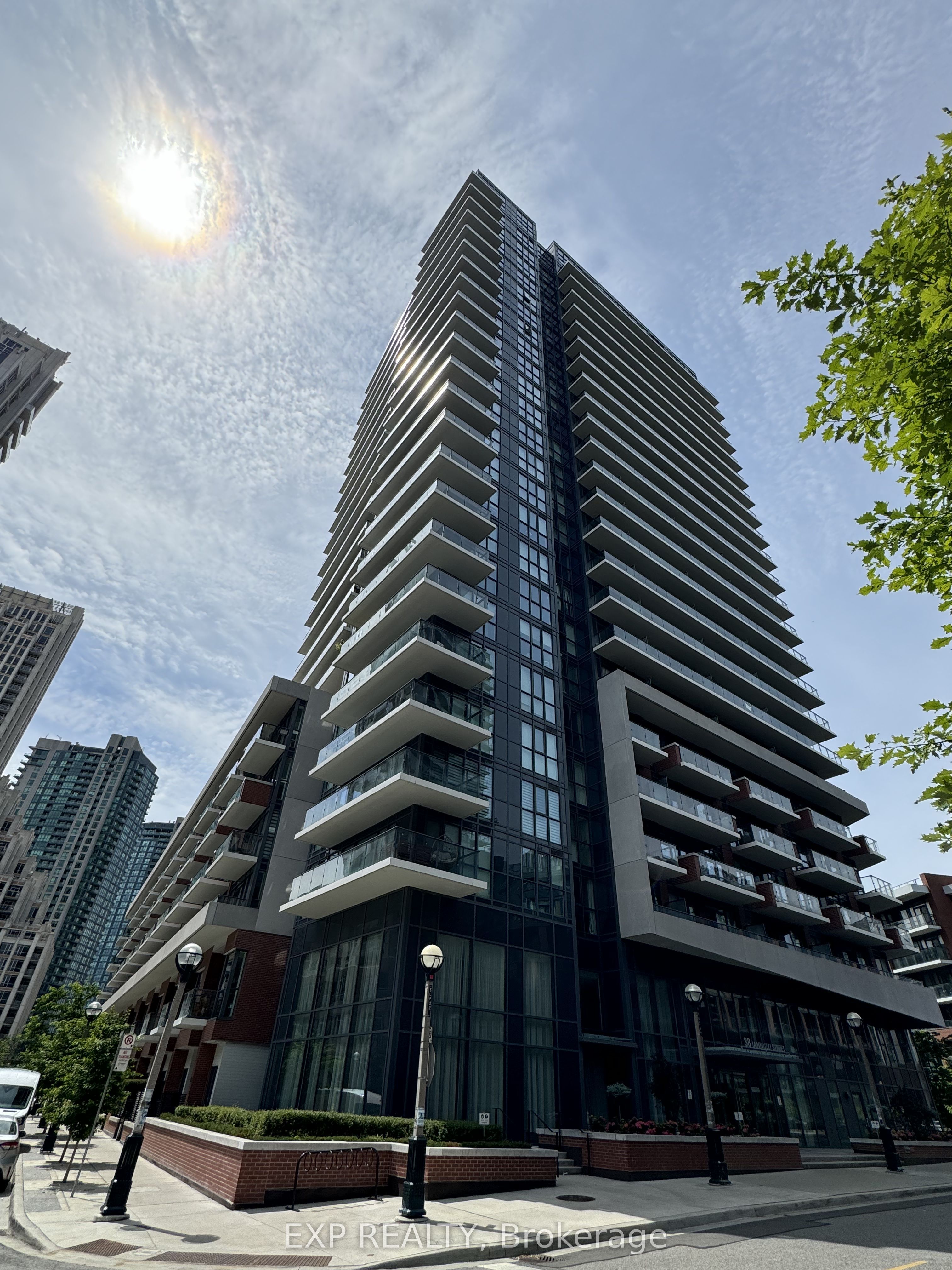 Residential in Toronto C01