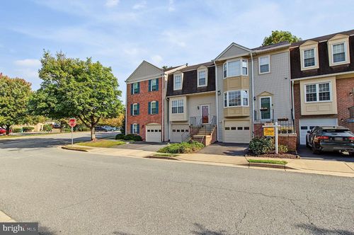5 Lazy Hollow Way, GAITHERSBURG, MD, 20878-2768 | Card Image