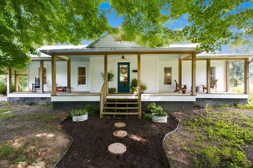 3363 Church St, Burns, TN, 37029-6213 | Card Image