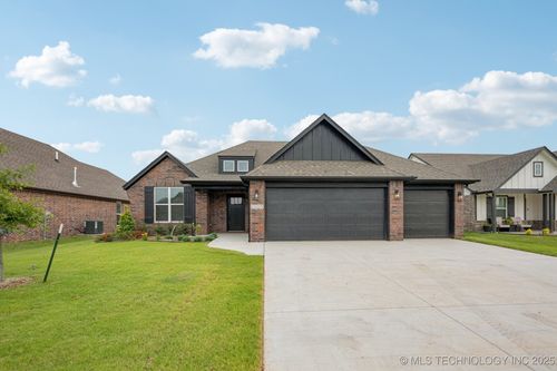 23225 E 106th St S, Broken Arrow, OK, 74014-6375 | Card Image