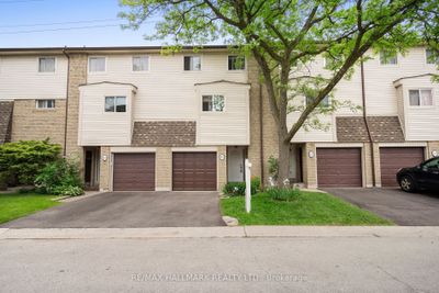 63 - 2340 Bromsgrove Rd, Condo with 3 bedrooms, 2 bathrooms and 2 parking in Mississauga ON | Image 1