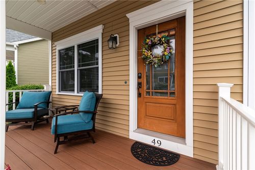 49 Seawynds Dr, North Kingstown, RI, 02852-4557 | Card Image