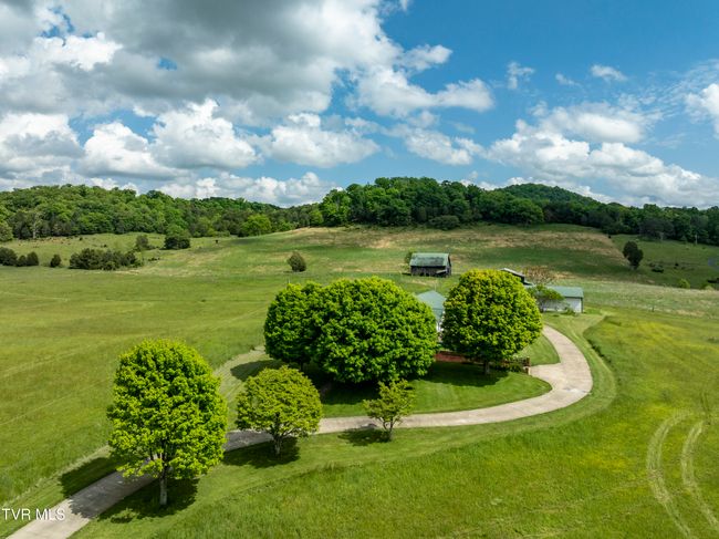 3570 Stanley Valley Rd, House other with 3 bedrooms, 2 bathrooms and null parking in Surgoinsville TN | Image 6