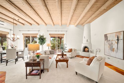 25 Bluestem Dr, Santa Fe, NM, 87506-9509 | Card Image