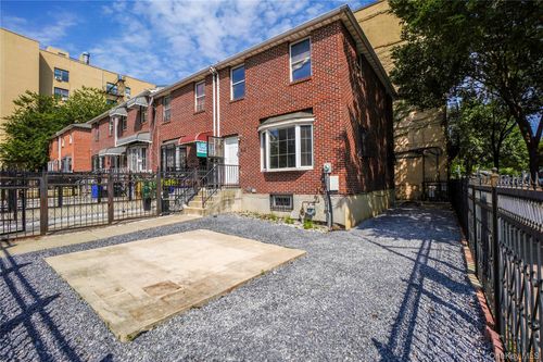 613 Oak Terrace, New York, NY, 10454 | Card Image