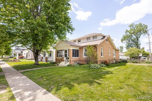411 N Lincoln Ave, O Fallon, IL, 62269-1322 | Card Image