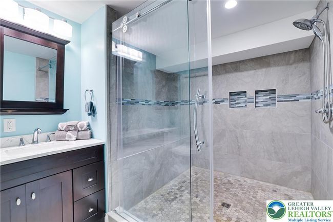 638 Stratton Dr, House other with 5 bedrooms, 4 bathrooms and null parking in East Stroudsburg PA | Image 43