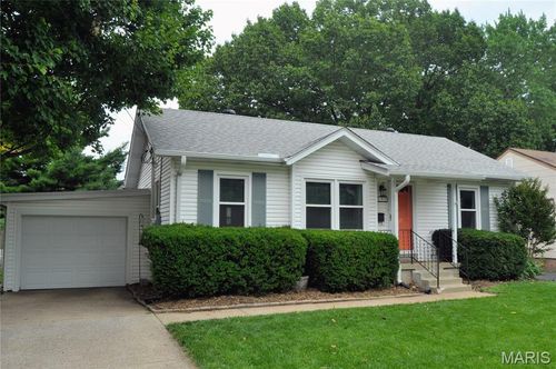 8597 Engler Ave, Saint Louis, MO, 63114-4128 | Card Image
