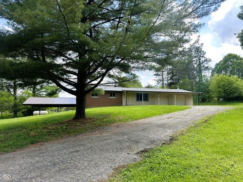 2138 W Range Line Road, Greencastle, IN, 46135 | Card Image