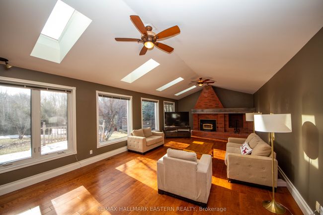 1740 Waddell Ave, House other with 4 bedrooms, 5 bathrooms and 4 parking in Peterborough ON | Image 14