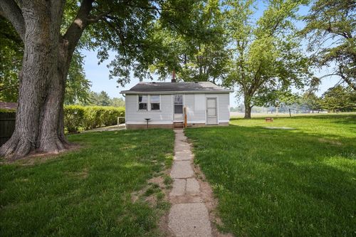 19133 E 850 North Rd, Bloomington, IL, 61705-5732 | Card Image