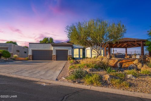 3495 N Arnold Palmer Dr, Lake Havasu City, AZ, 86404-5950 | Card Image