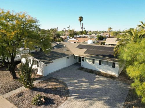 8656 E Solano Dr, Scottsdale, AZ, 85250-6317 | Card Image