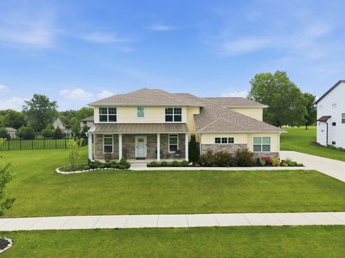 8605 Manor House Dr, Saint John, IN, 46373 | Card Image