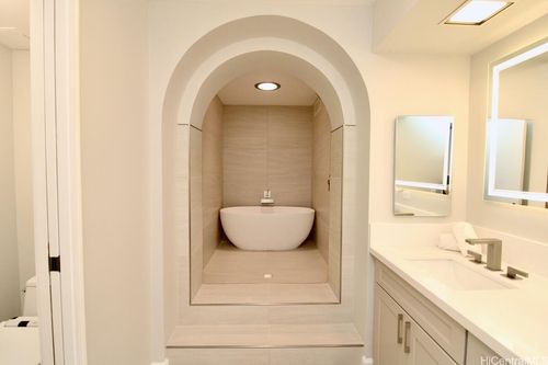 2804-415 South St, Honolulu, HI, 96813-5056 | Card Image