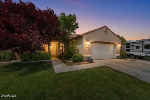 43851 37th St W, Lancaster, CA, 93536-6341 | Card Image