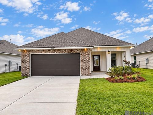 2107 Sherris Way, Port Allen, LA, 70767-5446 | Card Image
