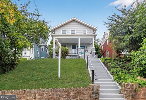 2948 Mills Ave Ne, WASHINGTON, DC, 20018-2543 | Card Image