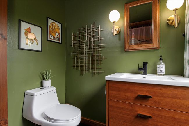 2nd floor full bath | Image 16
