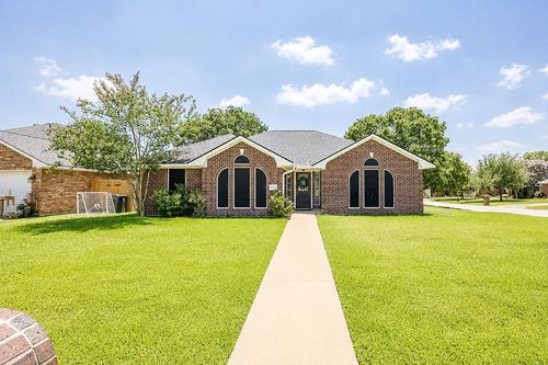 6200 Trellick Ct, Bryan, TX, 77802-6061 | Card Image