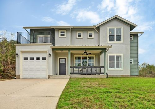 17305 Lake Wood Cir, Dripping Springs, TX, 78620-2601 | Card Image