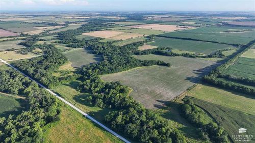 1608 70th Rd, Yates Center, KS, 66783 | Card Image