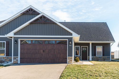 618-618 Anjali Ct, Sycamore, IL, 60178-9021 | Card Image