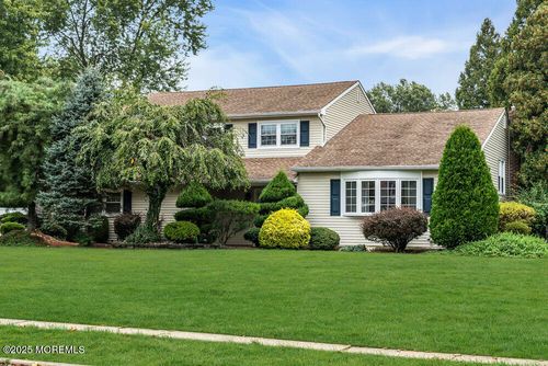 39 Coachman Dr S, Freehold, NJ, 07728-3121 | Card Image