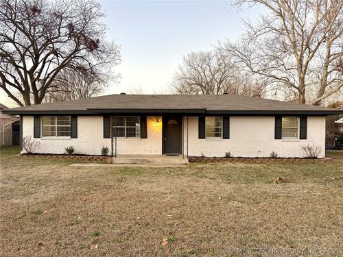 86 Wisteria St, Lone grove, OK, 73443-6515 | Card Image