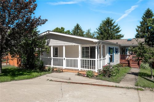1726 Getty Ave, Indiana, PA, 15701-3518 | Card Image