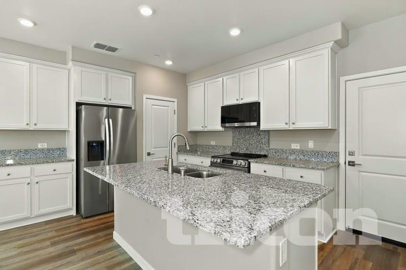 Residential Lease in Sacramento 4