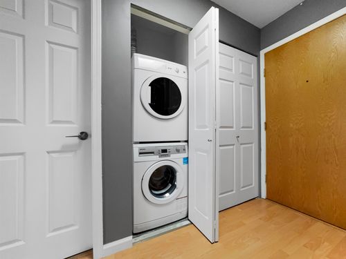 4xx-5335 Hastings St, Burnaby, BC, V5B1P9 | Card Image