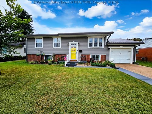 904 Mossman Cir, Point Pleasant, WV, 25550-1630 | Card Image