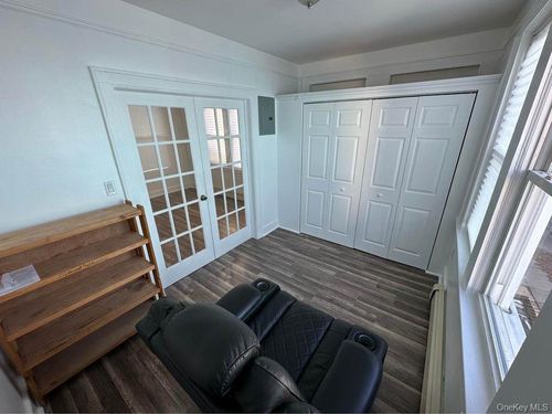 11110 14th Ave, College Point, NY, 11356-1406 | Card Image