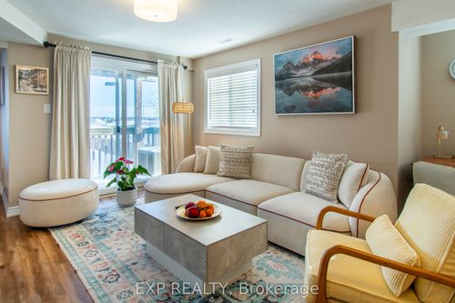 2-83 Goodwin Dr, Barrie, ON, L4N6K4 | Card Image