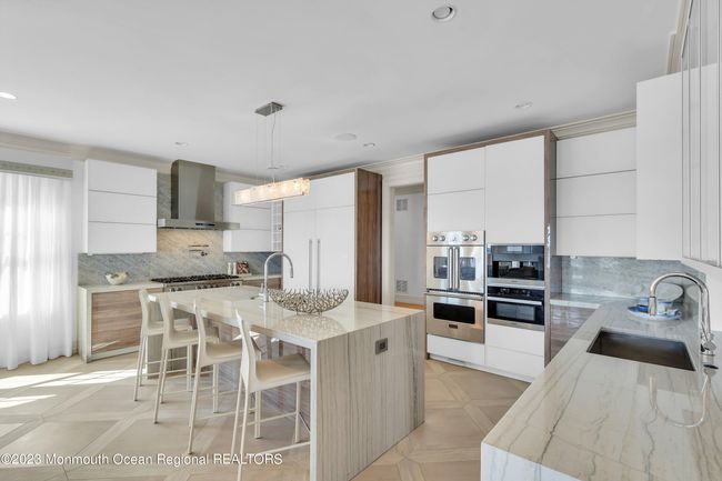 296 Dutchmans Point Rd, House other with 9 bedrooms, 9 bathrooms and null parking in Mantoloking NJ | Image 14